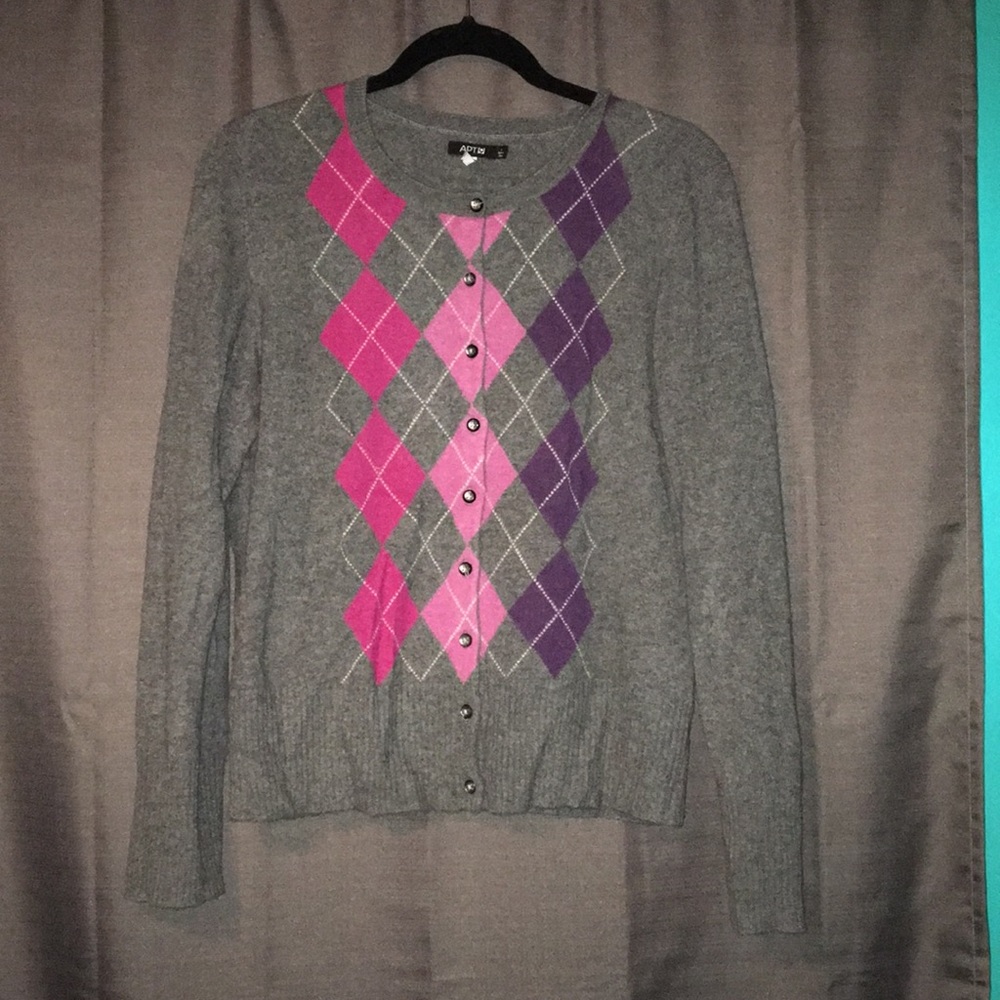 Women’s Apt 9 cashmere sweater size large